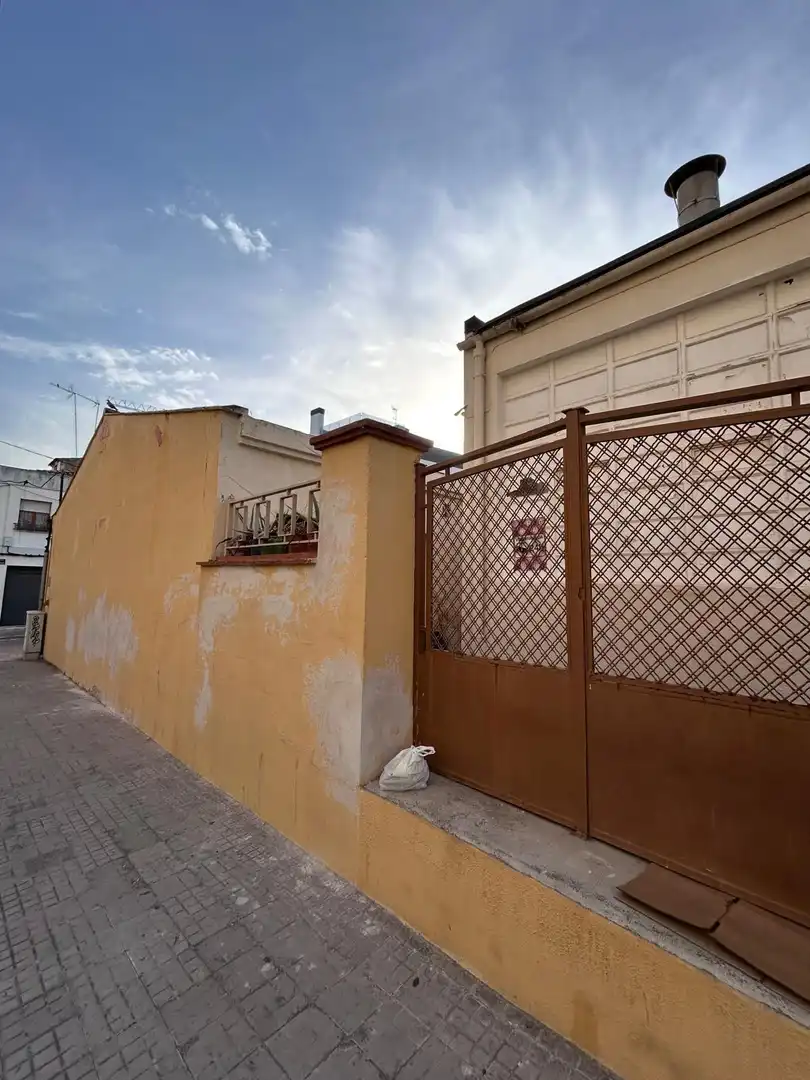 Vista exterior de Casa o chalet en venta en Esparreguera