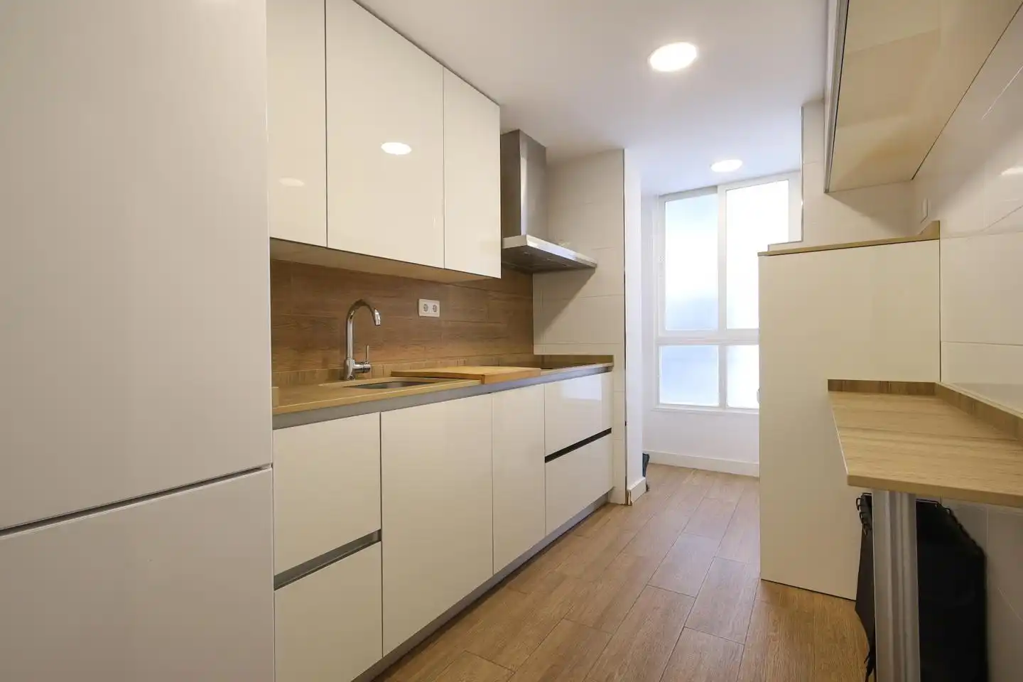Küche von Wohnung zur Miete in Madrid mit Klimaanlage und Heizung