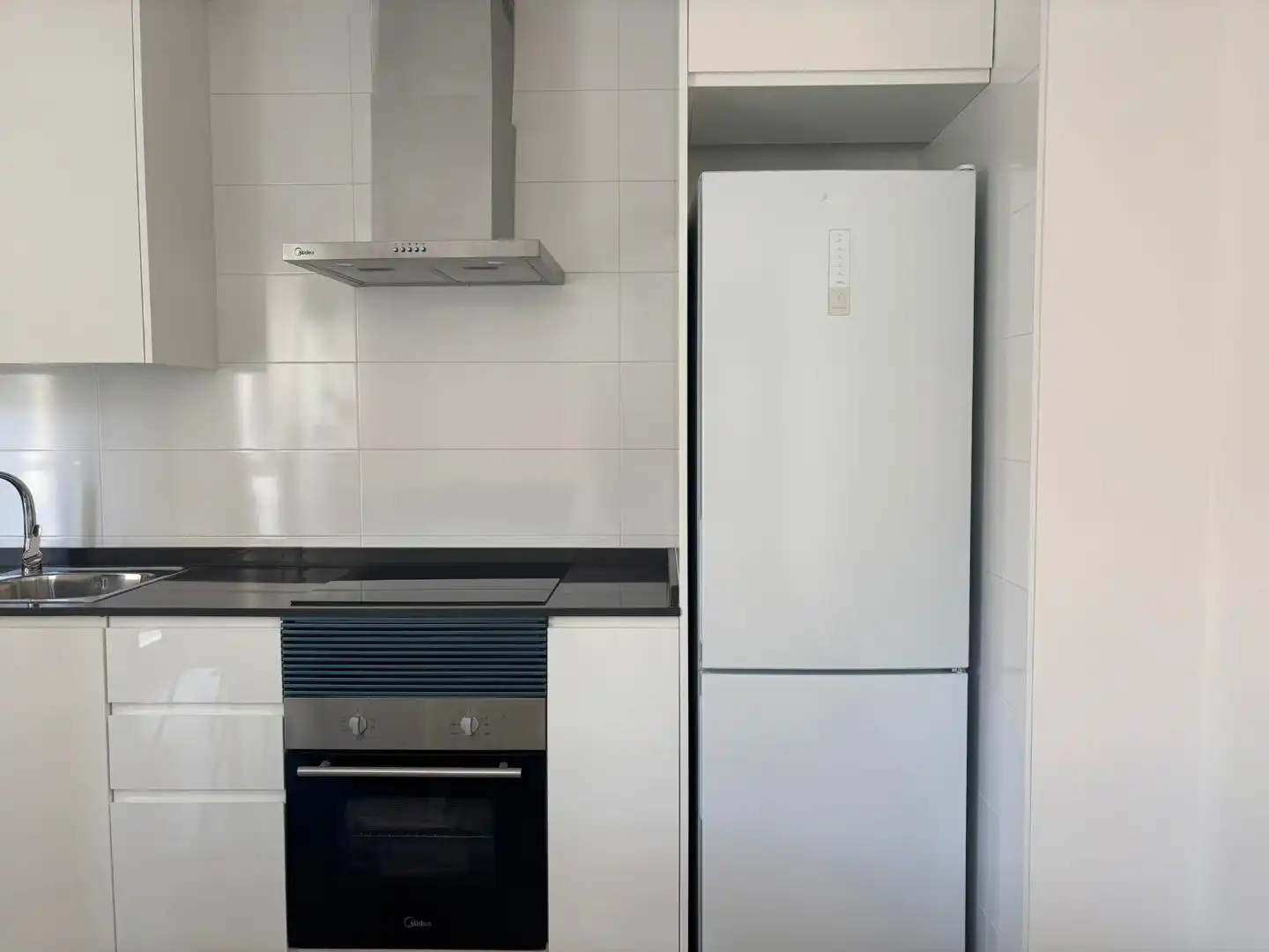 Cuina de Apartament de lloguer en Catarroja amb Terrassa i Moblat