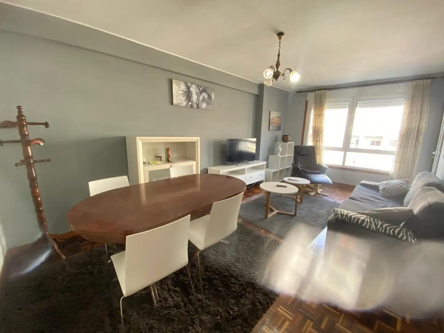 Living room of Flat for rent in Vigo   with Parquet flooring, Terrace and Furnished