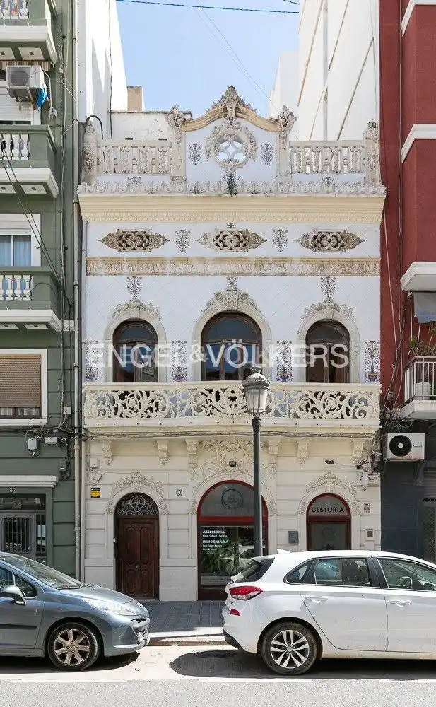 Außenansicht von Wohnung zum Verkauf in Valencia mit Klimaanlage, Heizung und Abstellraum