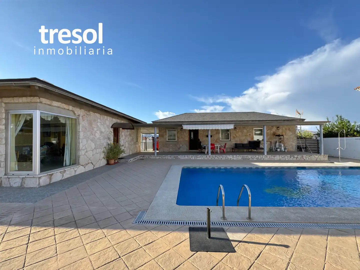 Xalet amb piscina en venda a Jardines de Alhaurín - Huerta Alta - Fuensanguínea
