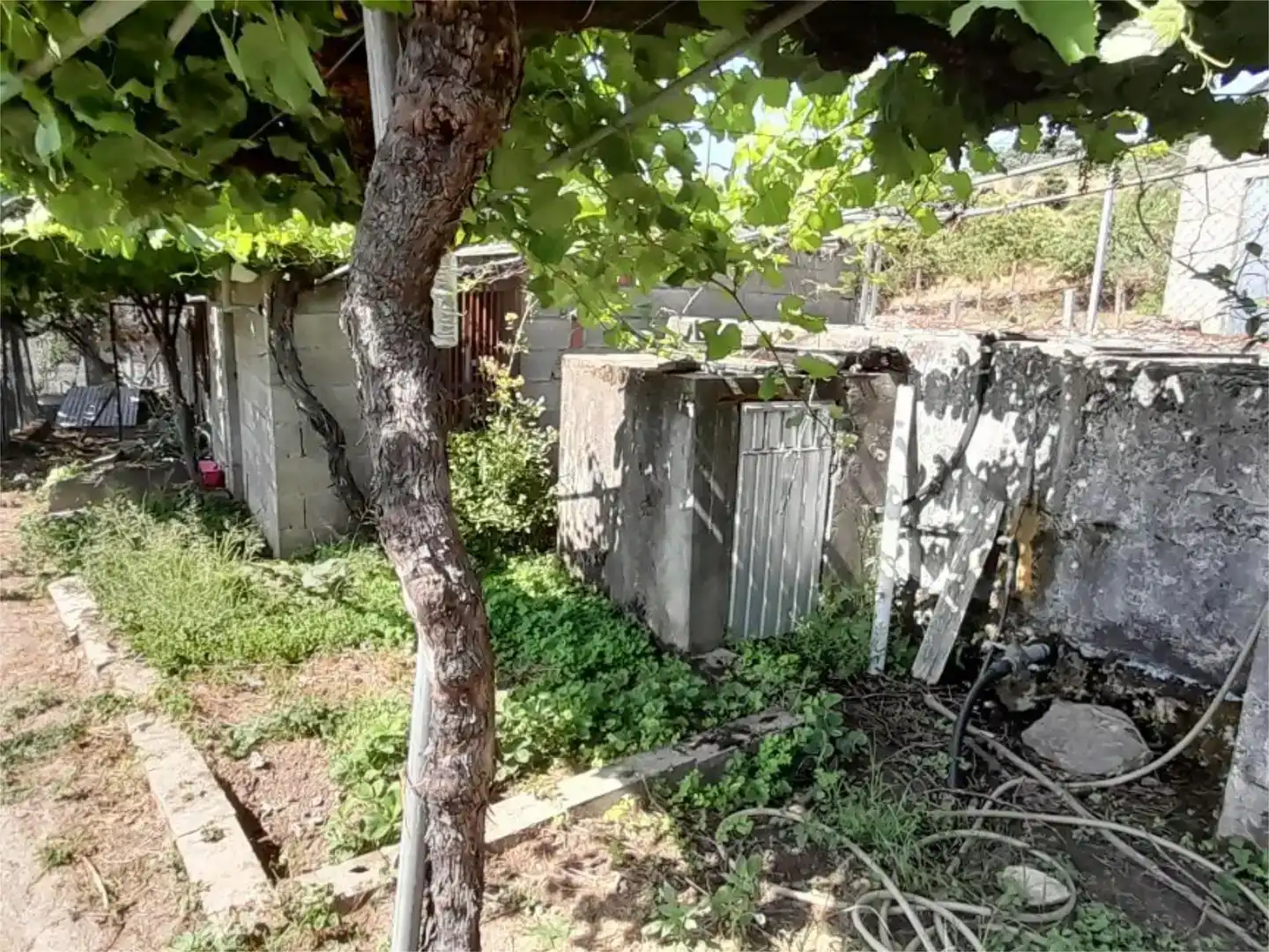 Piso en venta en Viana do Bolo con Jardín privado, Amueblado y Balcón