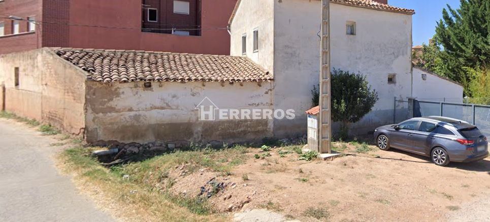 Residential for sale in Entrena
