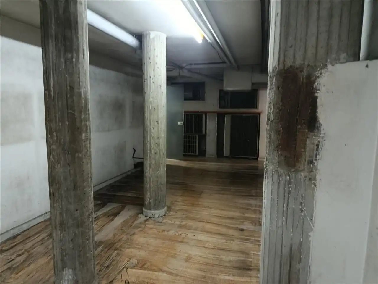 Business premises for sale in Calle Alfonso Iv Setenta-Y-Tres-Y-Setenta-Y-Cinco, imagen 24