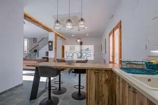 Cocina de Finca rústica en venta en Alzira con Aire acondicionado, Jardín privado y Piscina