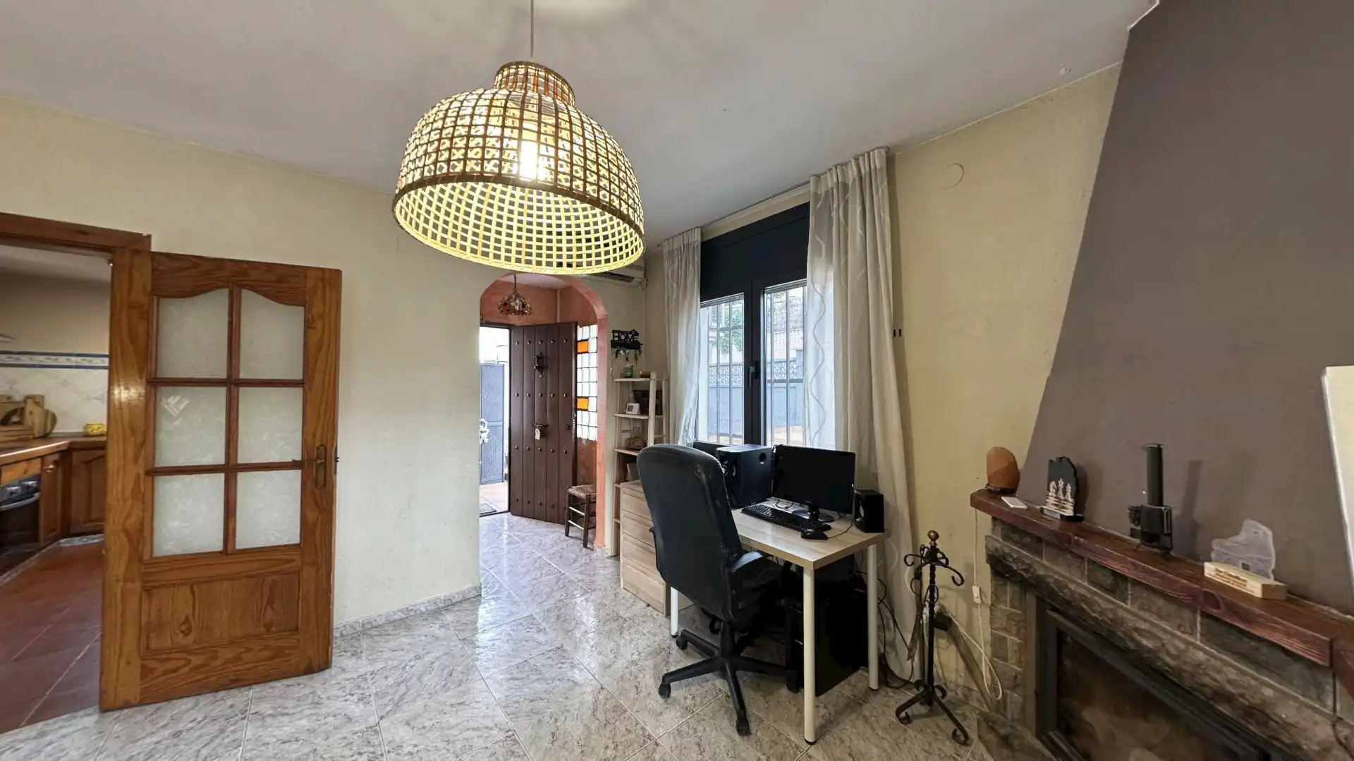 Chalet con piscina en venta en Carrer de la Cadernera, imagen 3