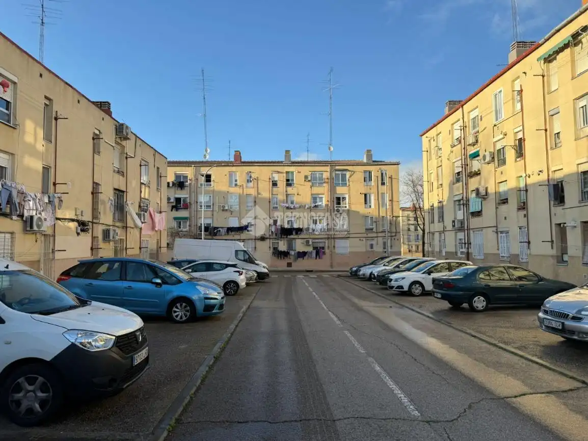 Parking de Piso en venta en Madrid