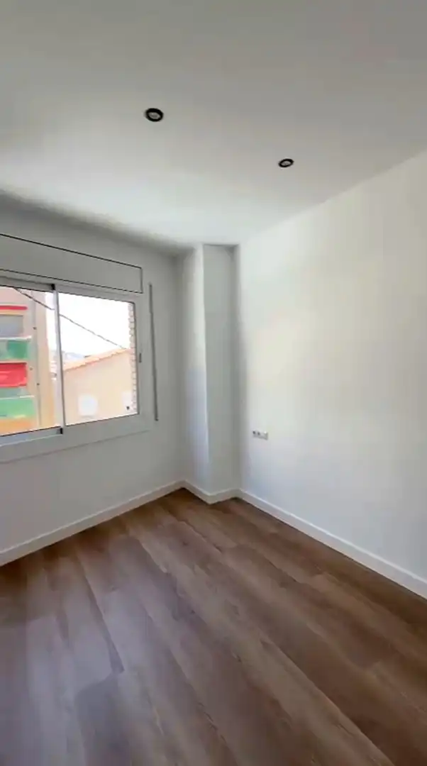 Flat for sale in Sant Vicenç Dels Horts