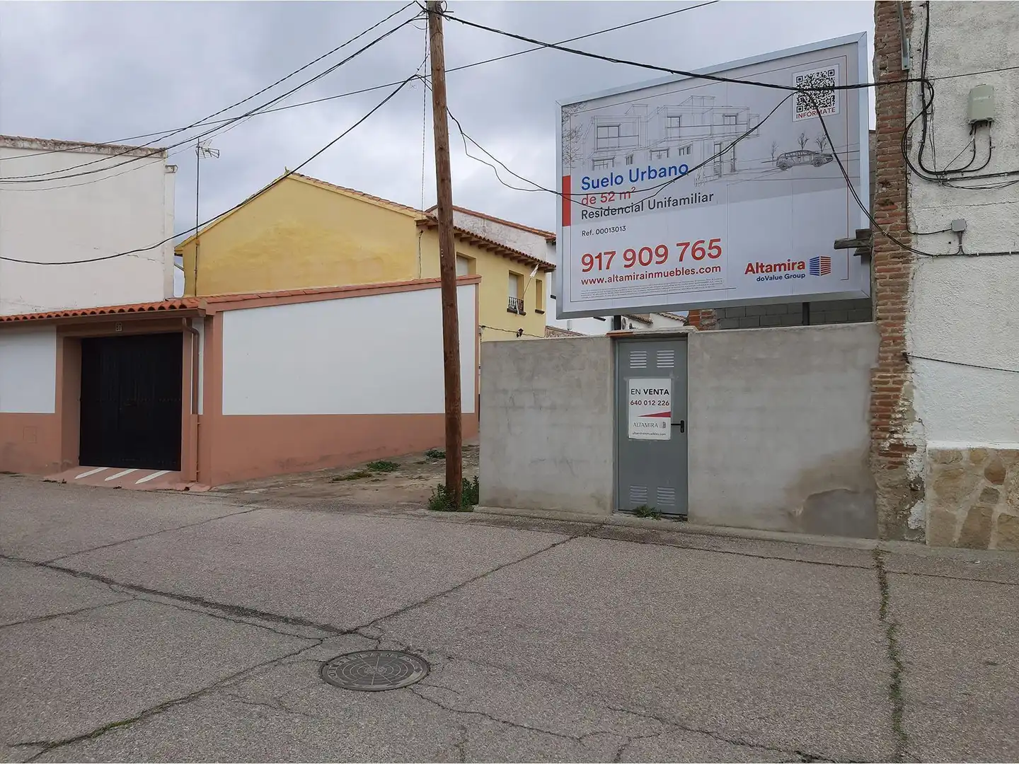Außenansicht von Residential zum Verkauf in Calzada de Oropesa