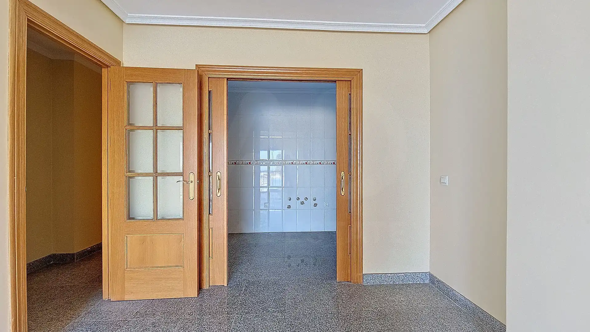 Piso en venta en Roquetas de Mar con Aire acondicionado y Terraza
