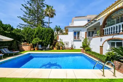 Detached house with pool for sale in El Faro de Calaburra - Chaparral, imagen 45