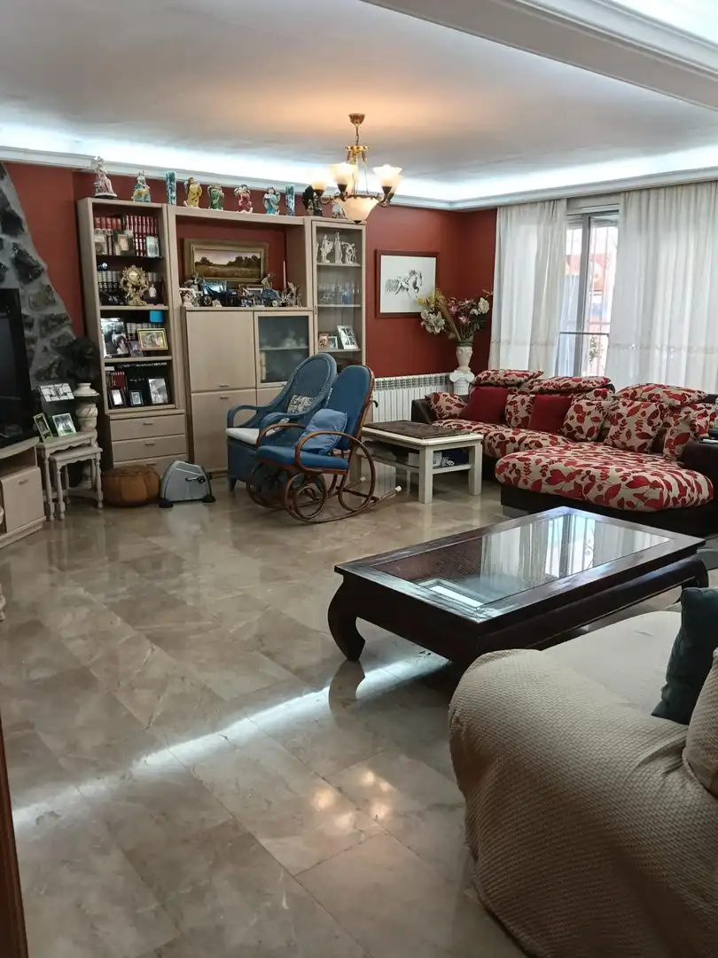 Living room of Houses for sale in L'Alfàs del Pi  with Air Conditioner, Private garden and Terrace