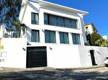 Chalet con piscina en venta en fino
