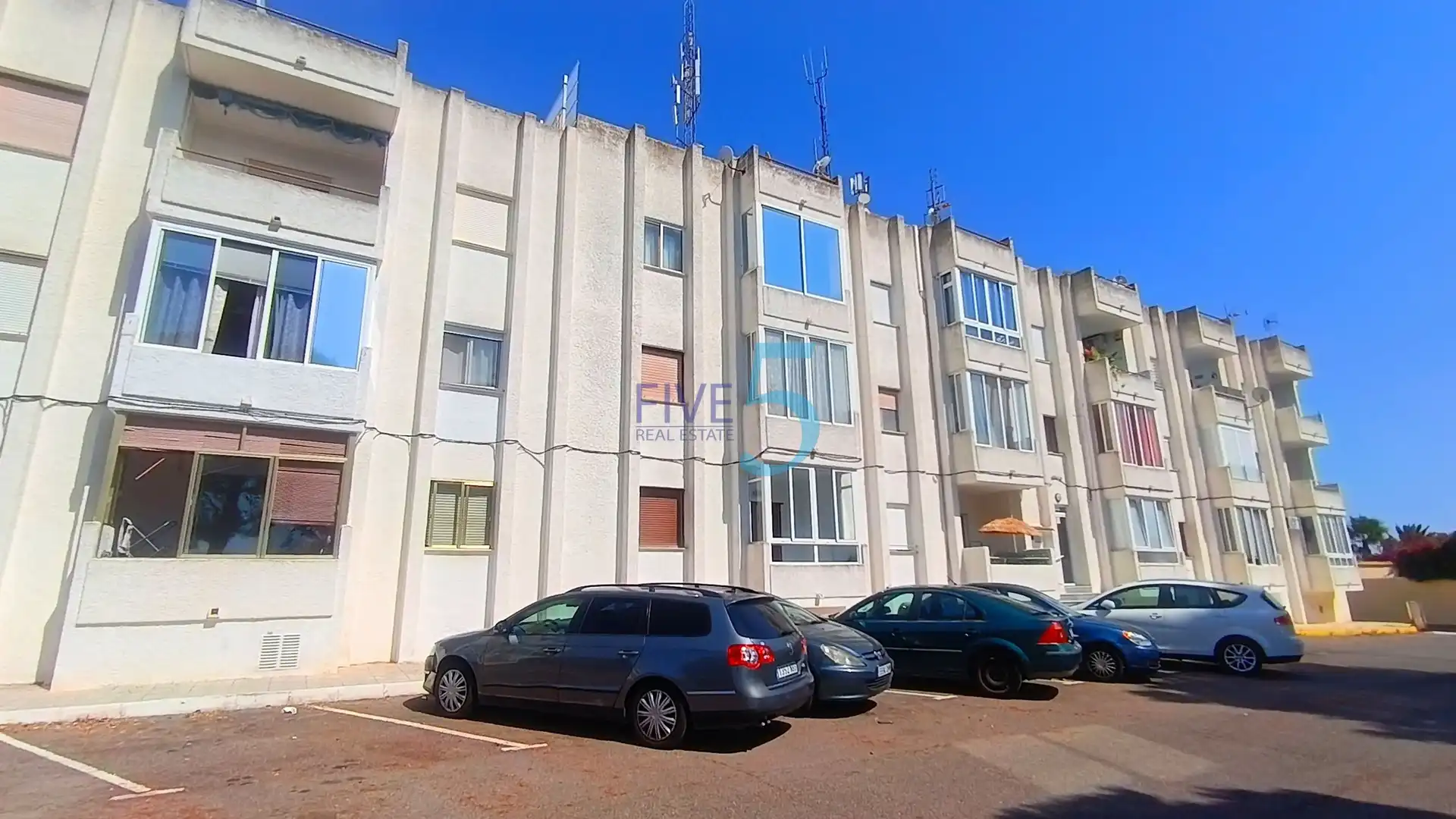 Parking of Flat for sale in Rojales  with Balcony