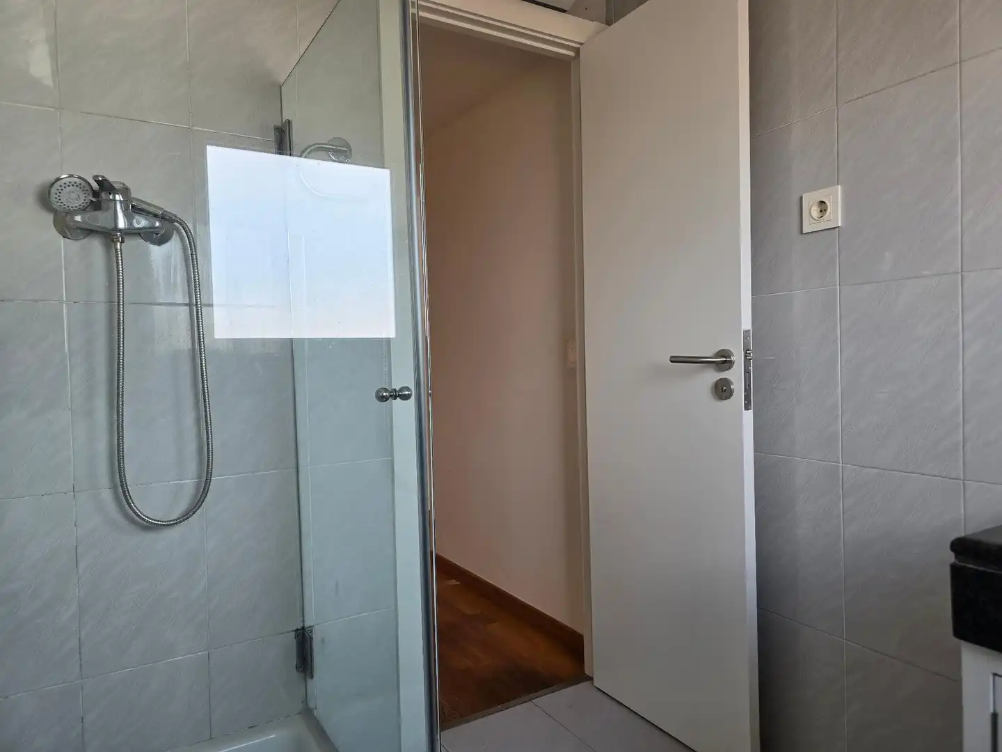 Bathroom of Attic for sale in Barcelona  with Air Conditioner, Heating and Terrace