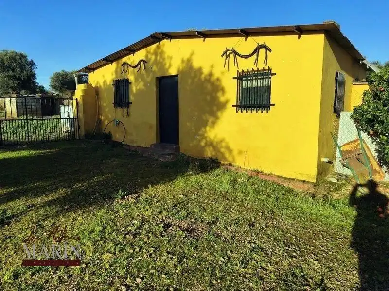 Exterior view of Country homes for sale in Mérida  with Air Conditioner and Alarm
