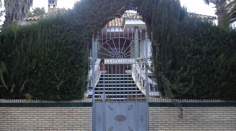 Gran chalet, 651 m2 con 4 dormitorios, en parcela de 1174 m2,   piscina privada, garaje en sótano con capacidad para 5 o más coche
