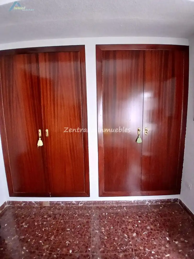 Habitación de Casa o chalet en venta en Zaragoza con Aire acondicionado, Calefacción y Jardín privado