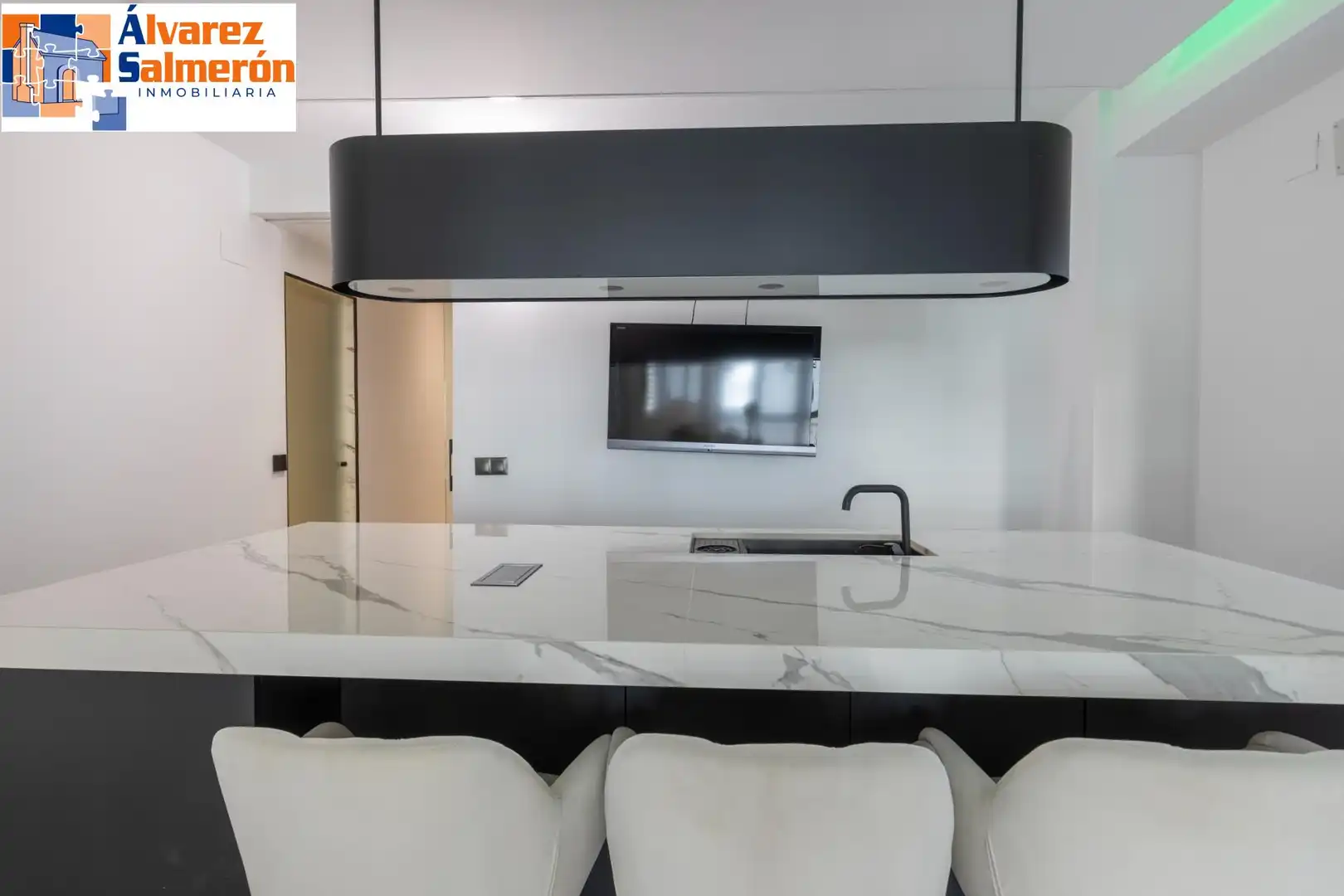 Kitchen of Flat for rent in Granada  with Air Conditioner and Furnished
