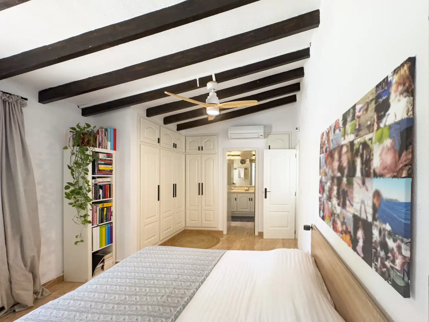 Habitación de Casa o chalet en venta en La Nucia con Aire acondicionado, Calefacción y Jardín privado