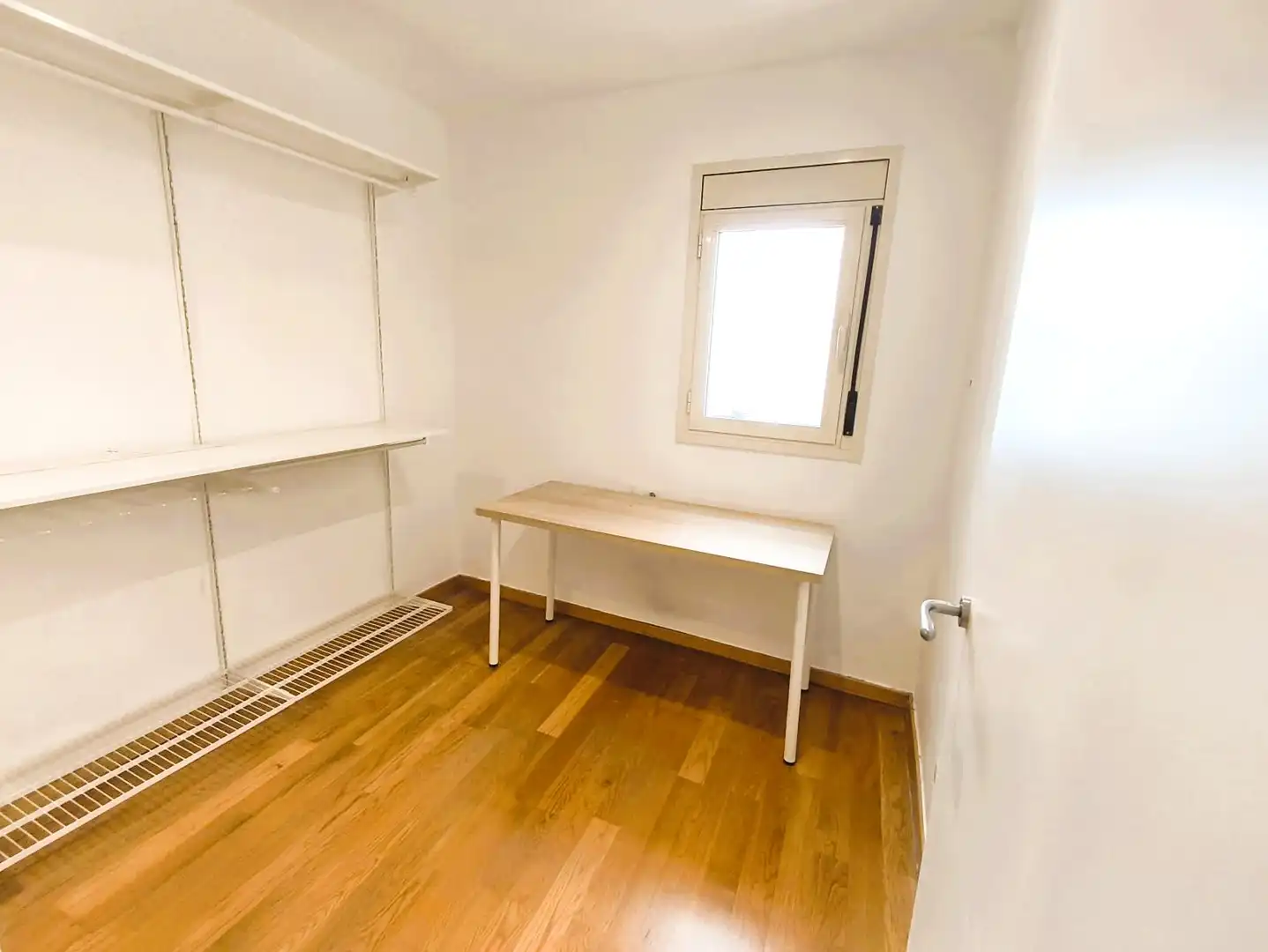 Bedroom of Flat for sale in Barcelona  with Parquet flooring, Terrace and Balcony