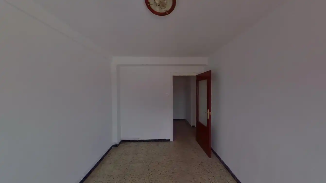 Flat for sale in Zaragoza  with Heating