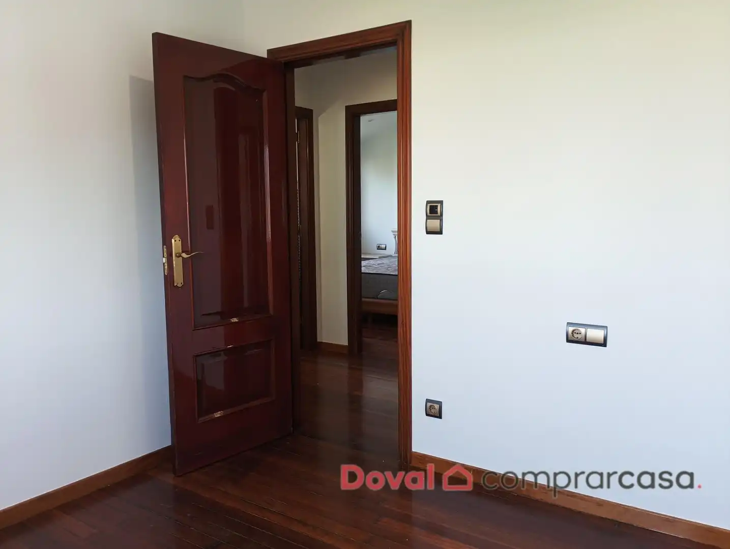 Flat for rent in Vigo   with Heating and Parquet flooring