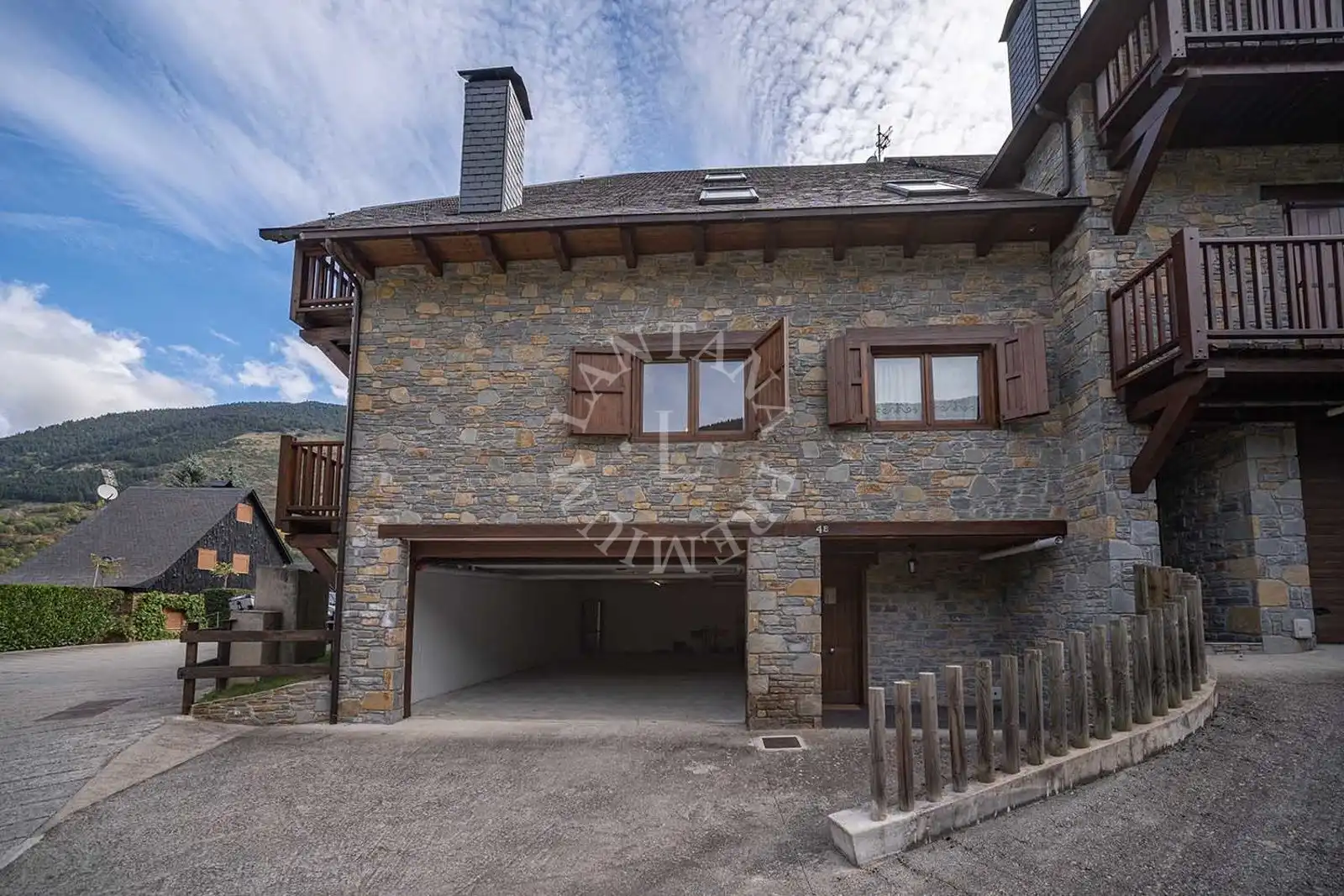 Vista exterior de Casa o chalet en venta en Vielha e Mijaran con Calefacción