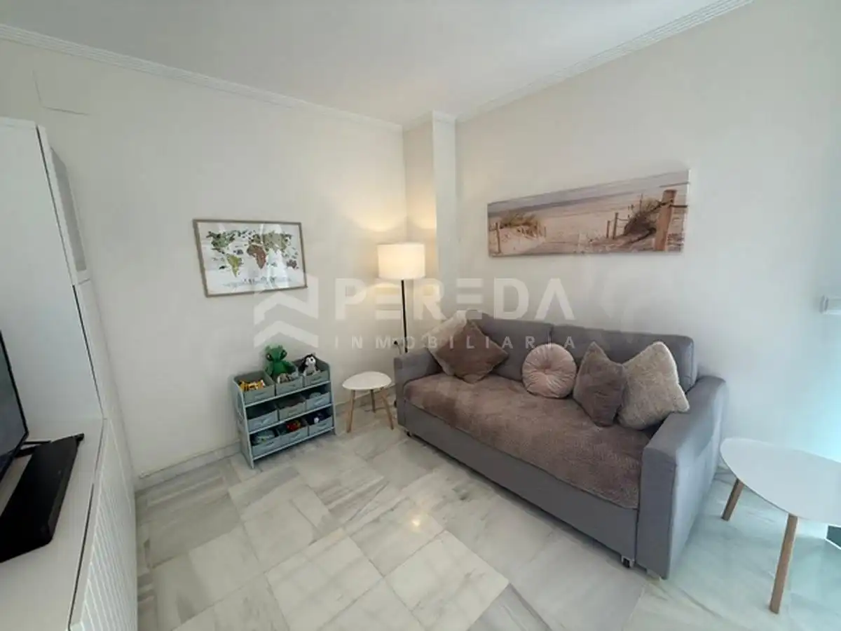 Dormitori de Apartament en venda en Roquetas de Mar amb Aire condicionat, Jardí privat i Terrassa