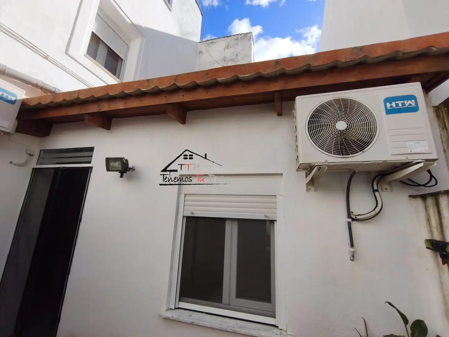 Vista exterior de Casa o xalet en venda en Benicarló amb Aire condicionat, Calefacció i Terrassa