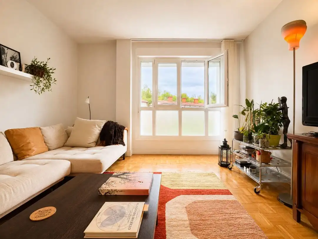 Sala de estar de Piso en venta en Donostia - San Sebastián  con Calefacción y Balcón