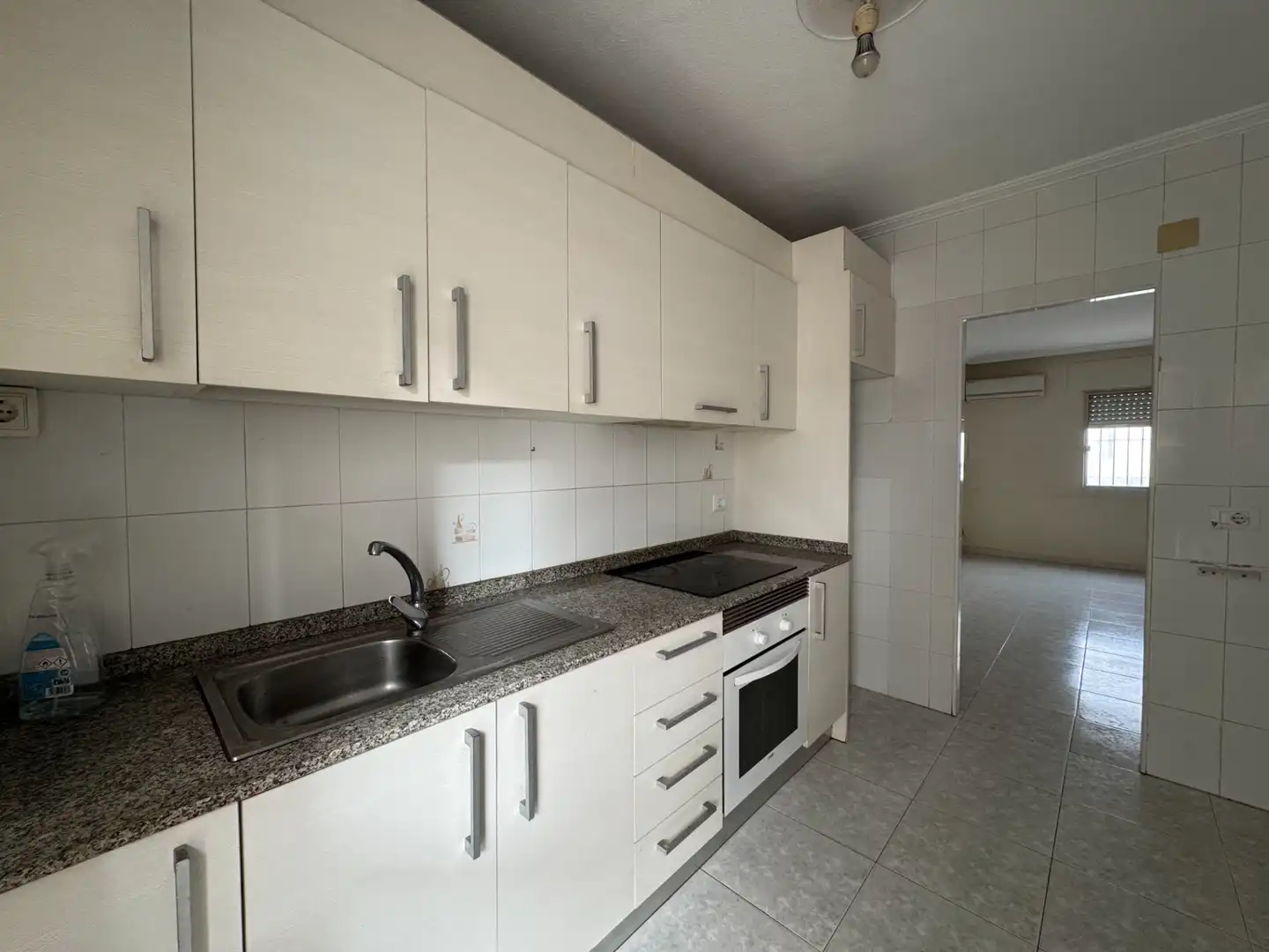 Cocina de Planta baja en venta en San Pedro del Pinatar con Aire acondicionado, Calefacción y Jardín privado