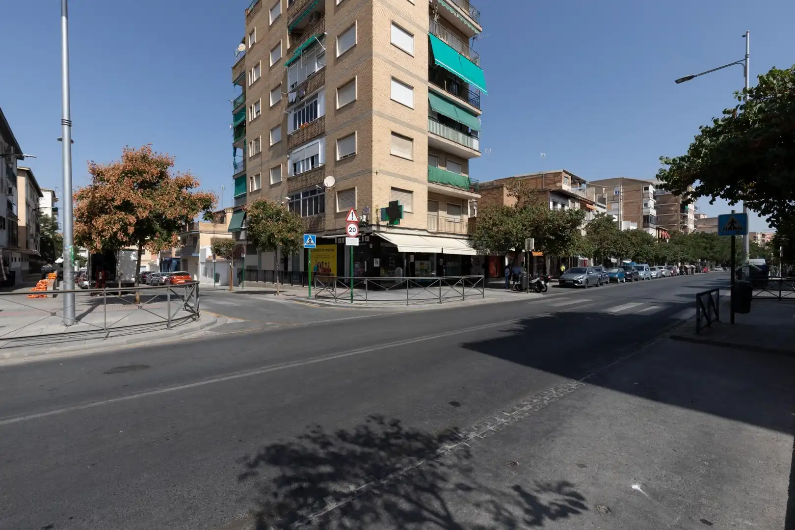 Außenansicht von Residential zum Verkauf in Granada