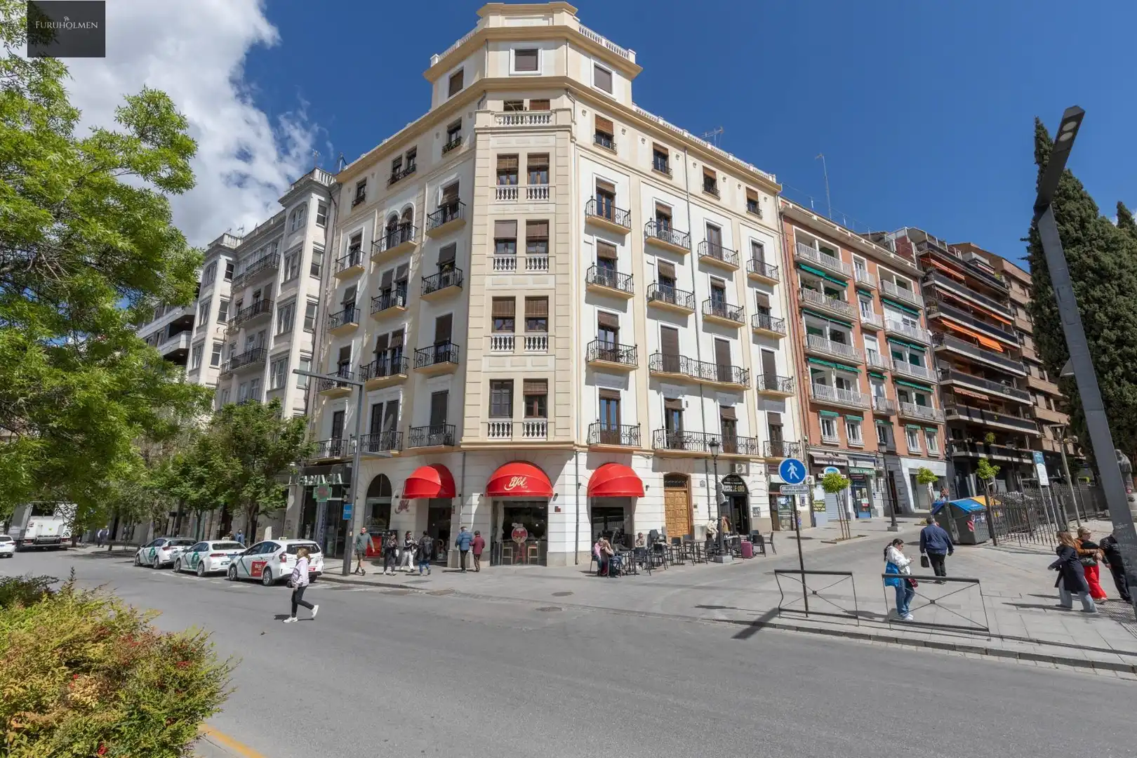 Flat with terrace for sale in Avenida Avenida Divina Pastora