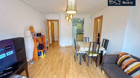 Bajo en venta con terraza y piscinas en urbanización privada en Beranga, imatge 3