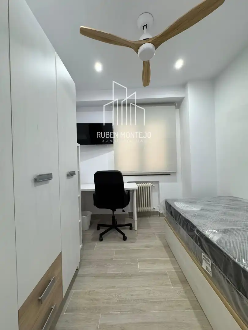 Zimmer in Pizarro, Salesas