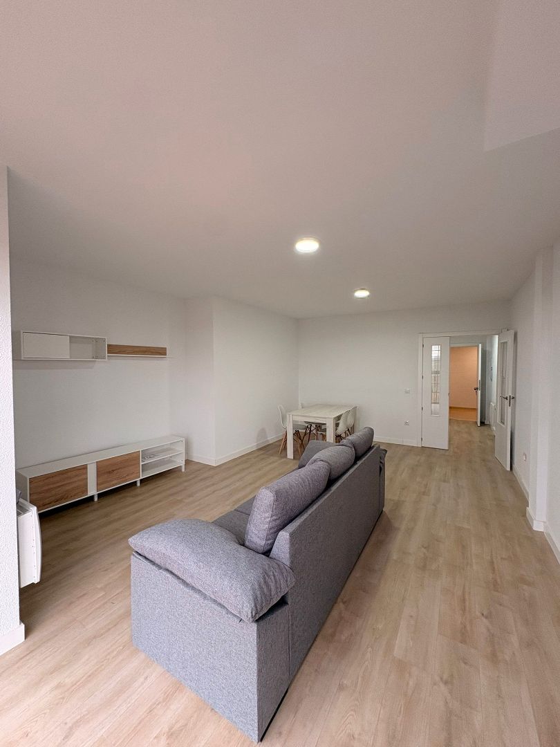 Flat to rent in Calle Cervantes, Yuncler