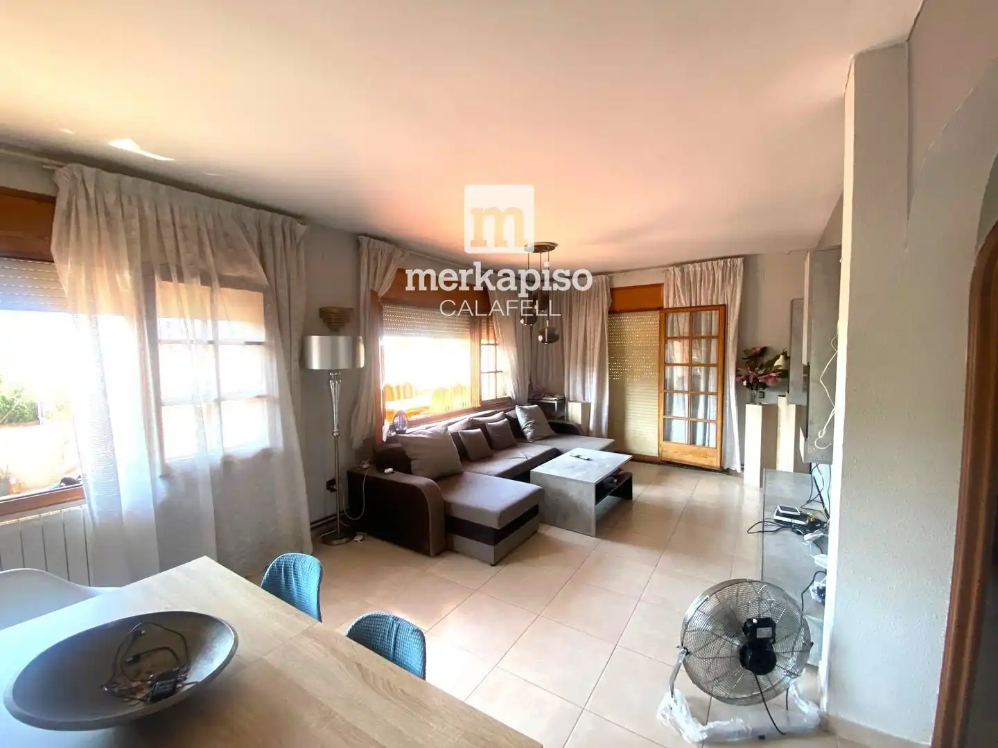 Vista exterior de Casa o xalet en venda en Cunit amb Jardí privat, Terrassa i Traster