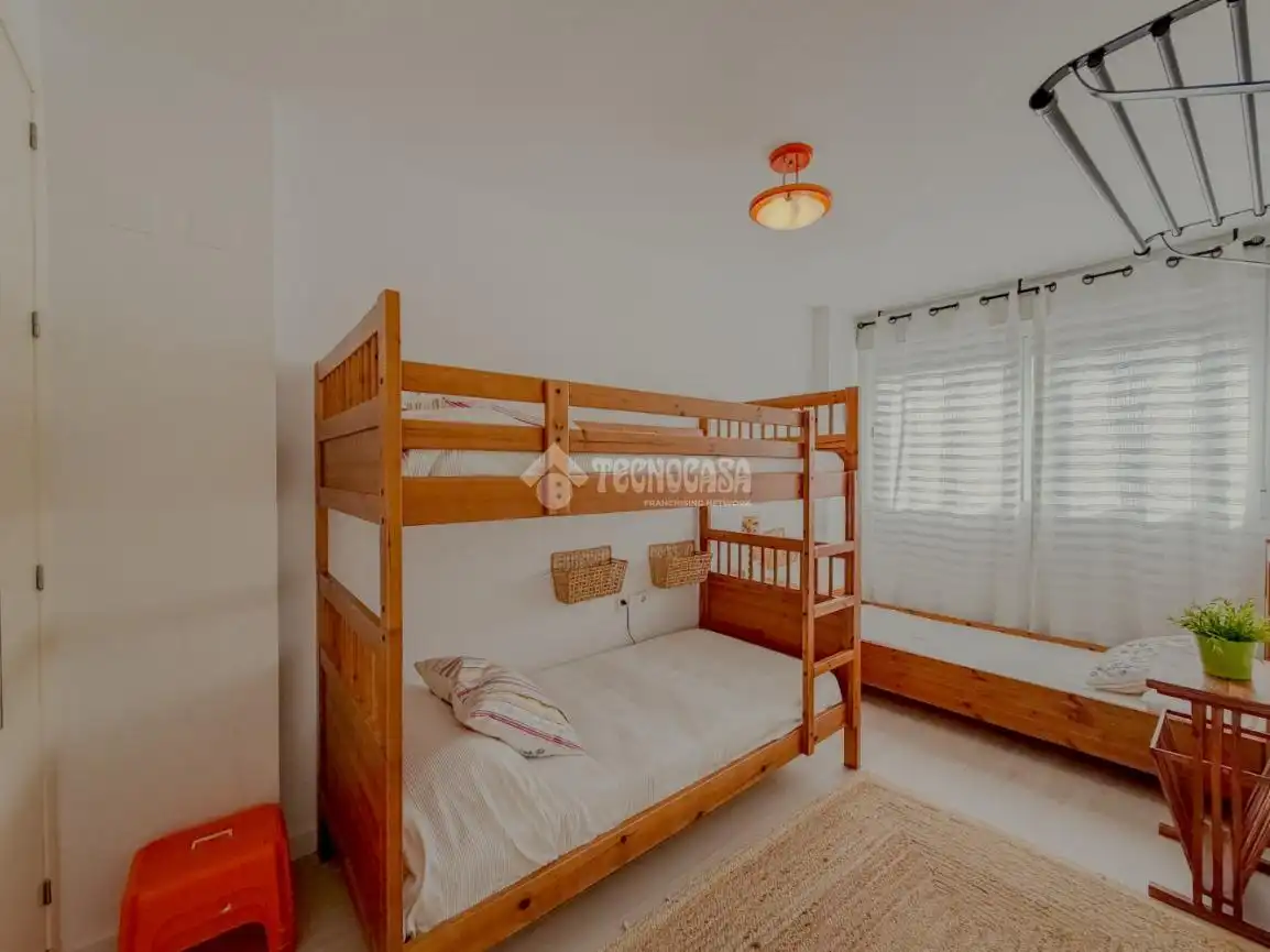 Habitación de Piso en venta en Rota con Aire acondicionado, Calefacción y Jardín privado