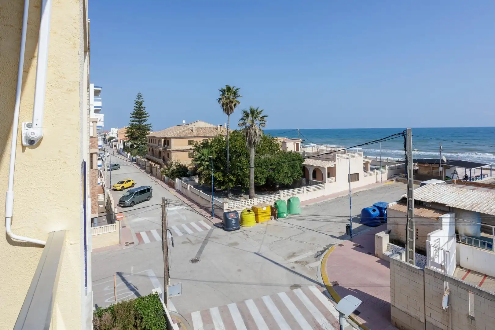 Vista exterior de Ático en venta en Piles con Aire acondicionado, Calefacción y Jardín privado