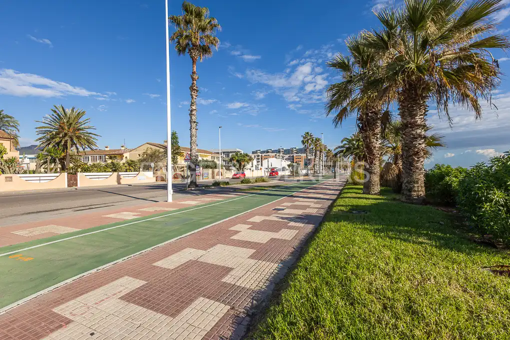 Exterior view of Houses for rent in Castellón de la Plana / Castelló de la Plana  with Air Conditioner, Heating and Private garden