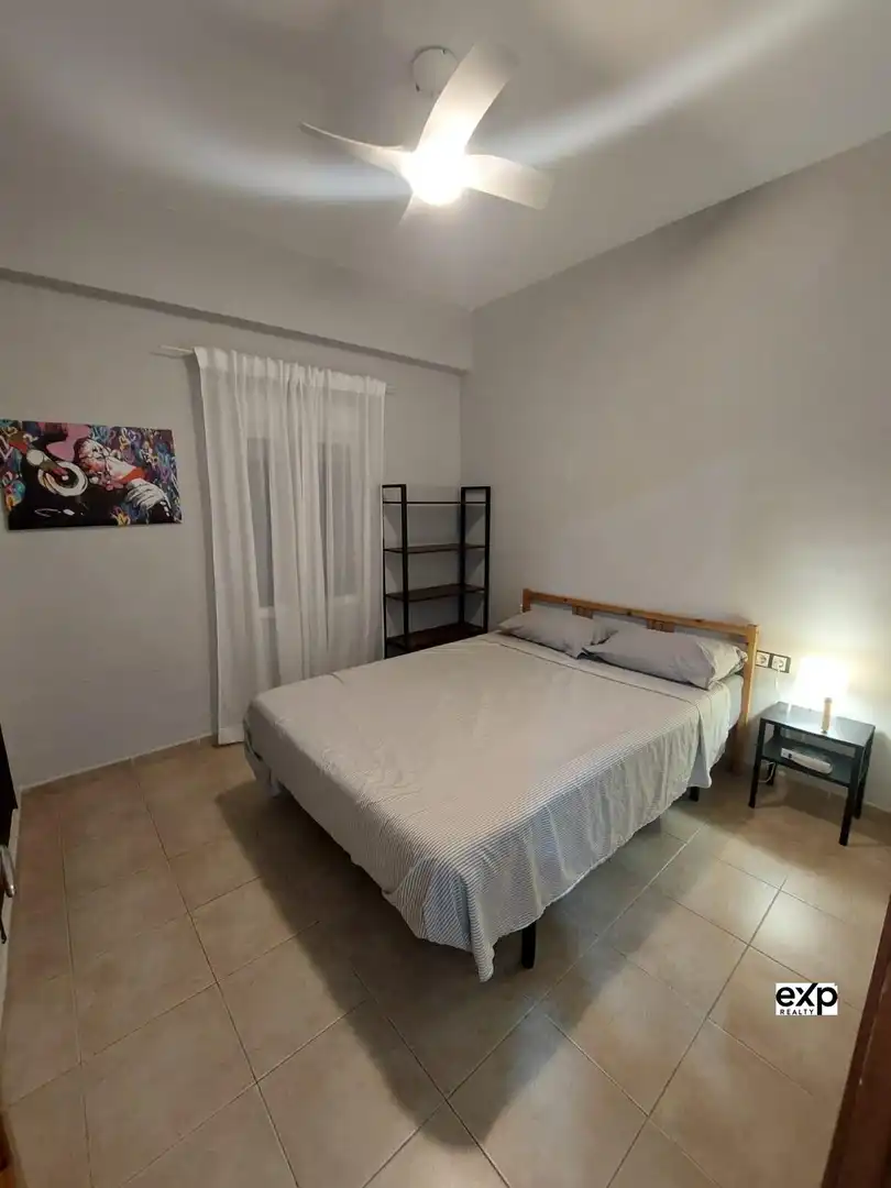 Habitación de Apartamento de alquiler en Xàtiva con Aire acondicionado y Amueblado