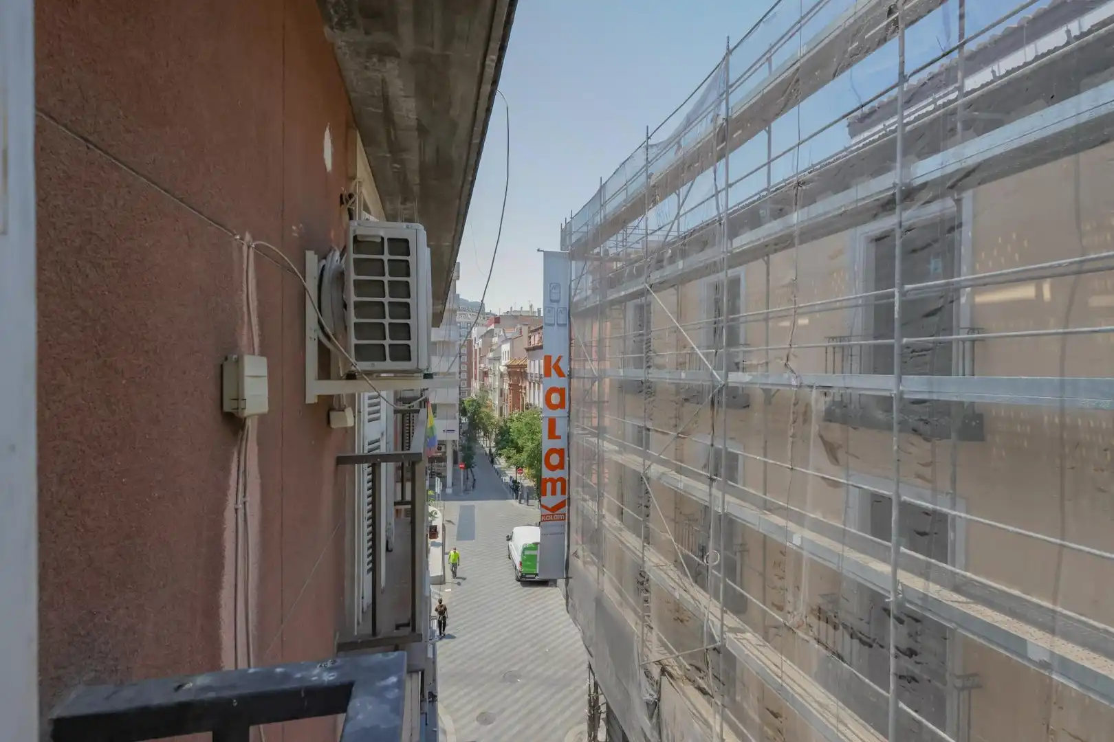 Vista exterior de Estudio en venta en Madrid con Aire acondicionado, Calefacción y Amueblado