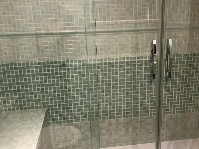 Bany de Pis en venda en Paracuellos de Jarama amb Piscina