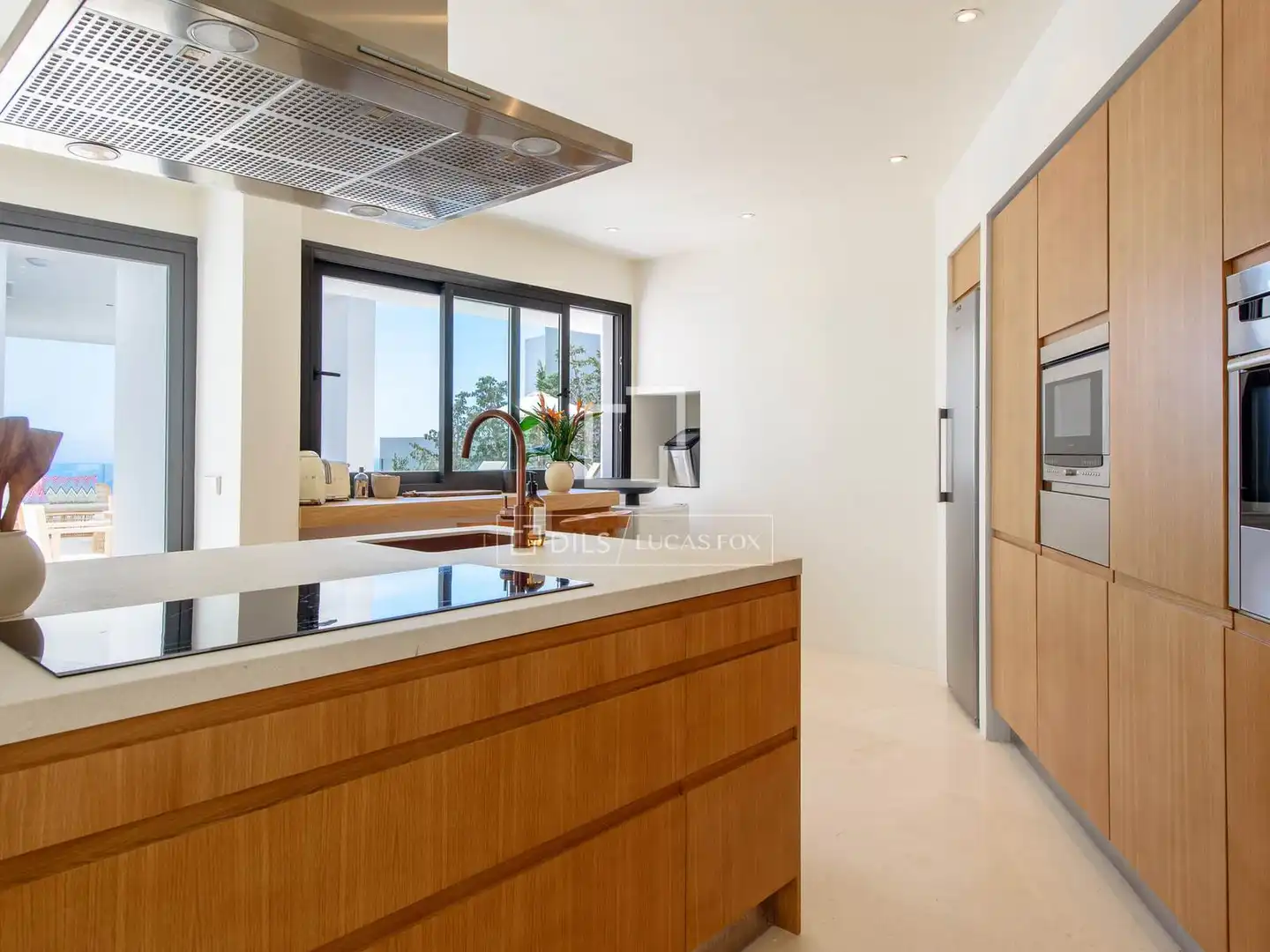 Kitchen of Houses for sale in Santa Eulària des Riu  with Air Conditioner and Swimming Pool