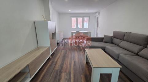 Foto 2 de Pis de lloguer a Calle Valle del Corneja, Sur, Ávila Capital