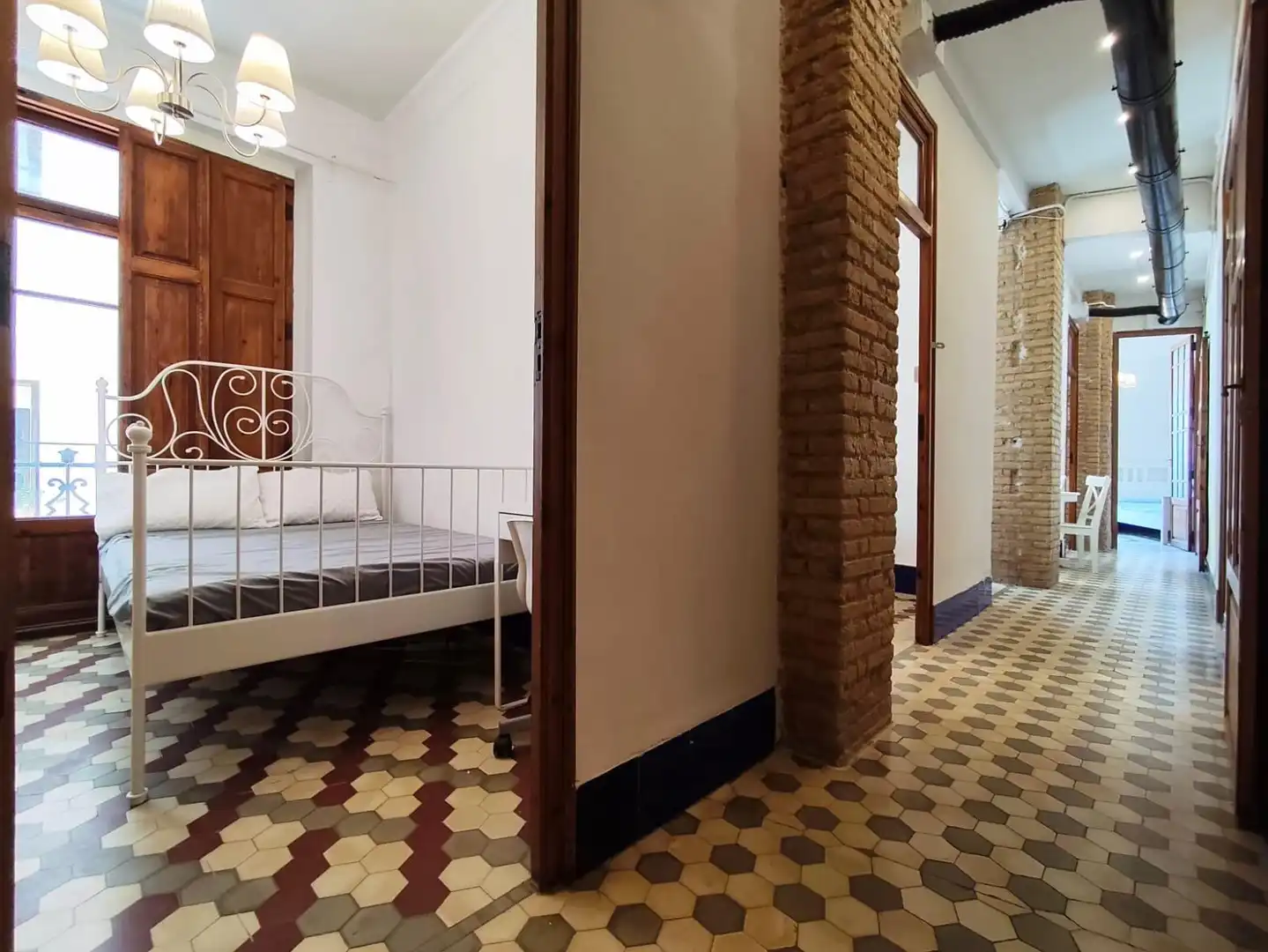 Wohnung zur Miete in Valencia mit Klimaanlage, Heizung und Möbliert