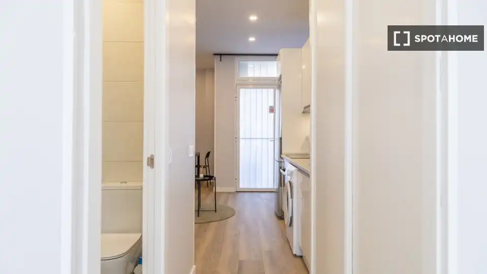 Room in Canillas