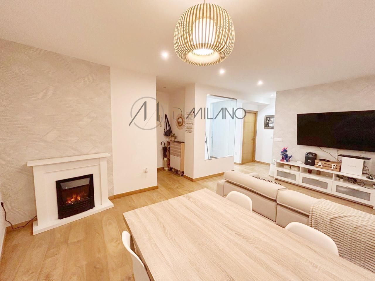 Living room of Flat for sale in Vigo   with Heating and Parquet flooring